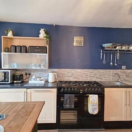 Apartamento The Kings Denbigh Exterior foto